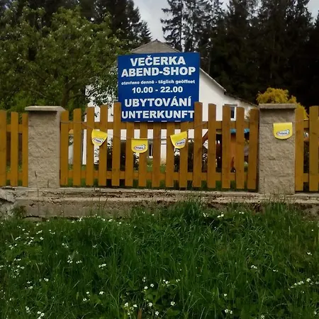 公寓 Vecerka